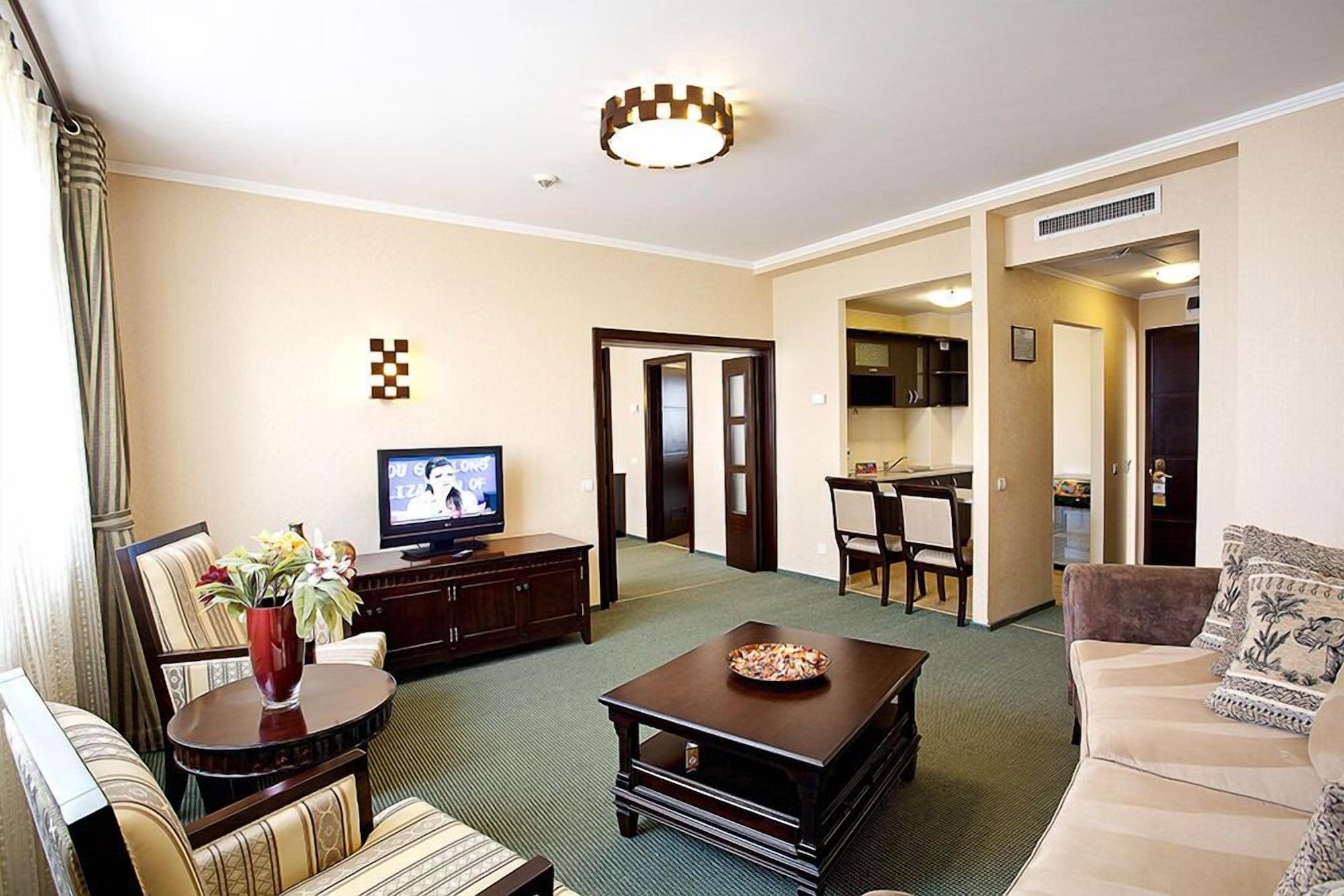 Hotel Tecadra Pipera ภายนอก รูปภาพ