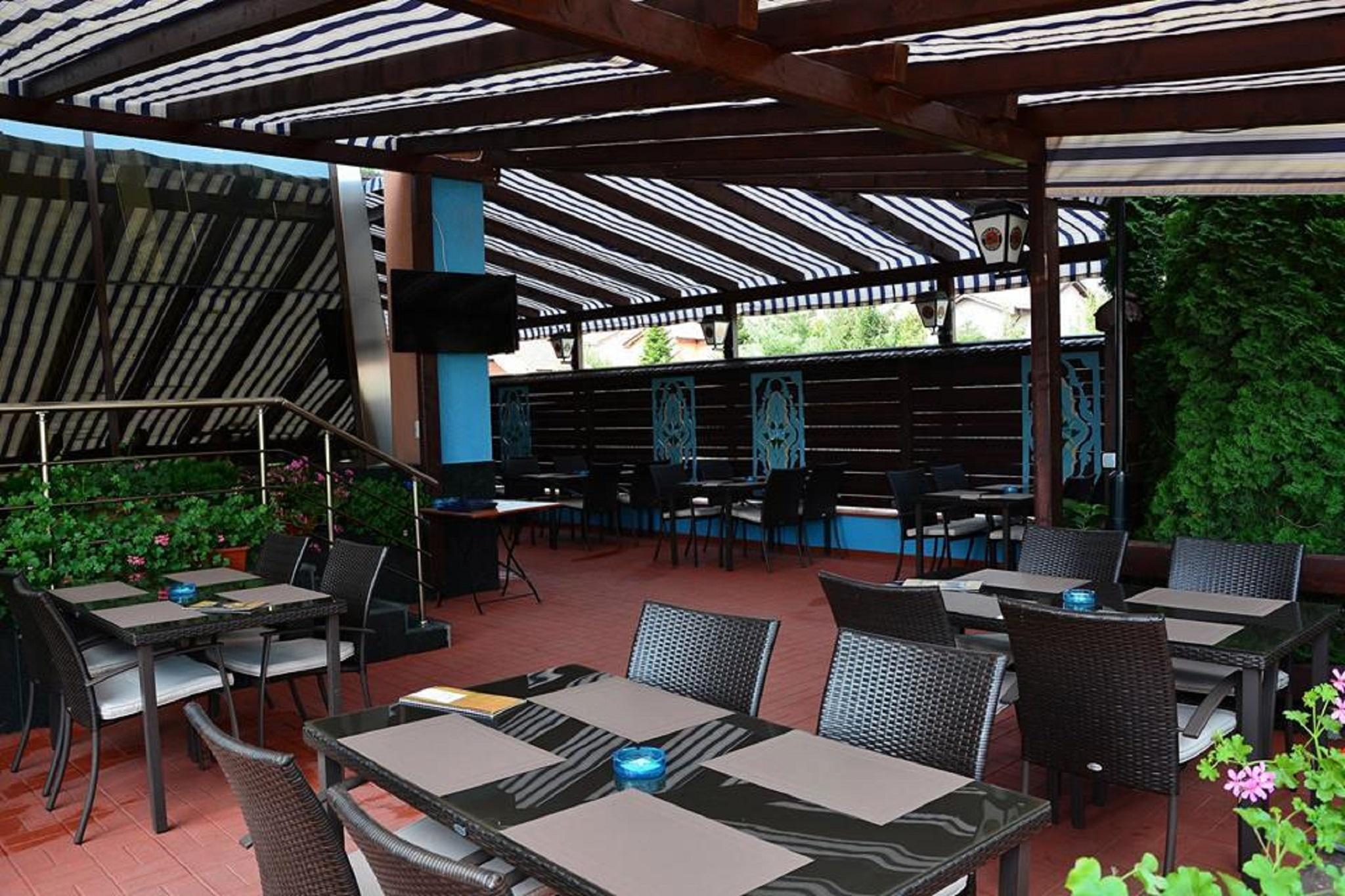 Hotel Tecadra Pipera ภายนอก รูปภาพ