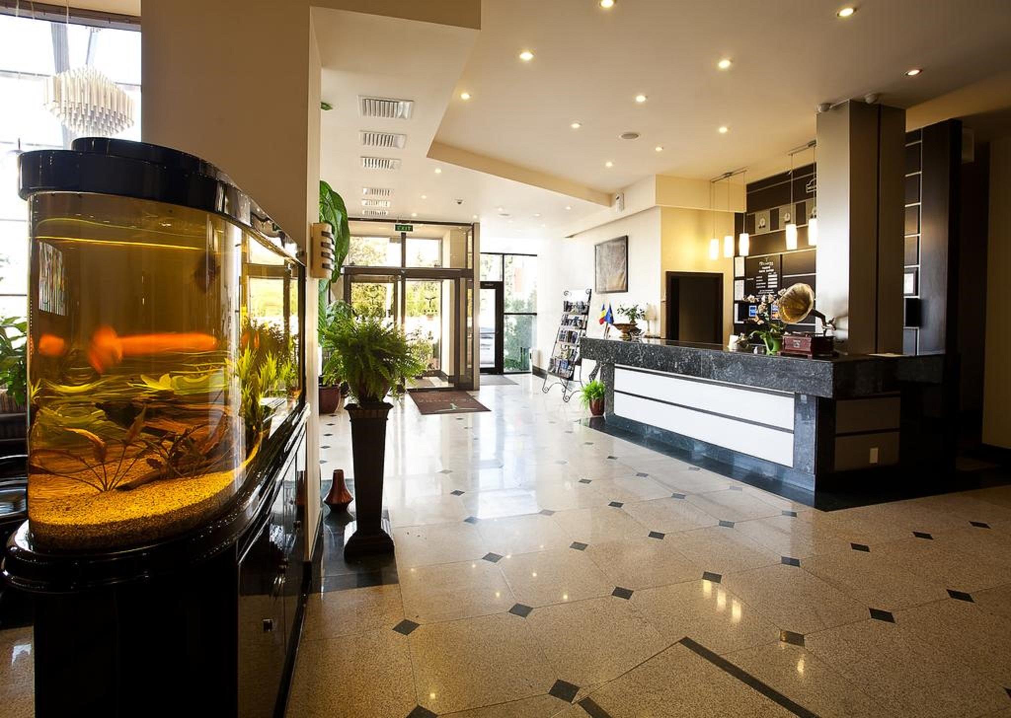 Hotel Tecadra Pipera ภายนอก รูปภาพ